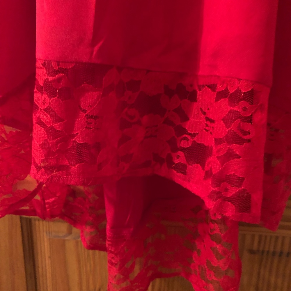 Red Dress - Picture 2 of 2